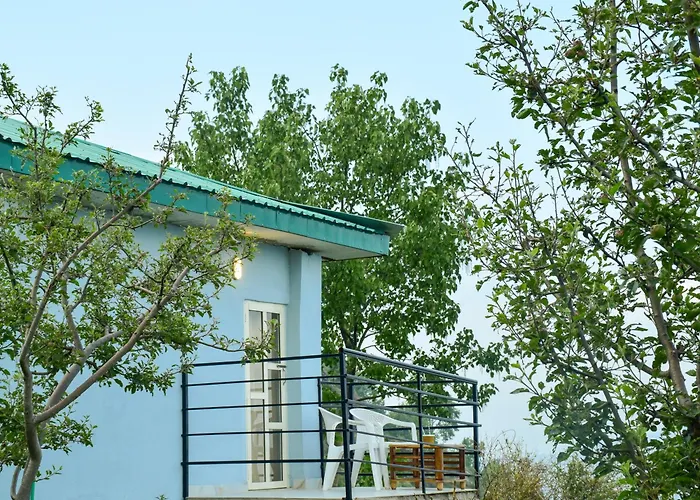Crested View Kufri -Orchard Villa